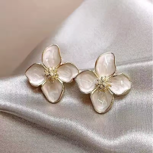 Saphira Earrings