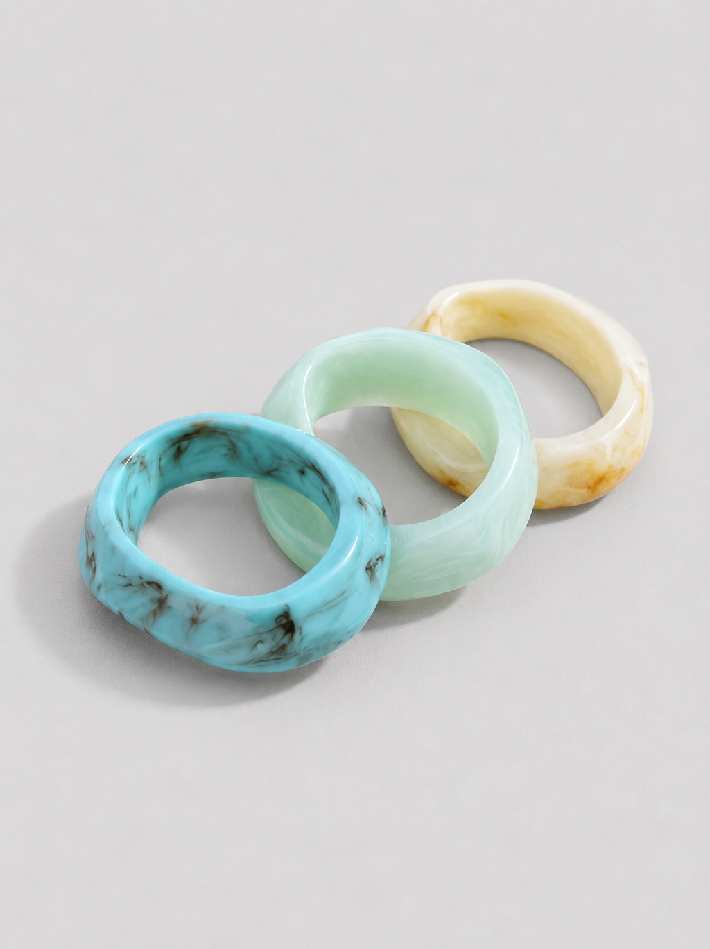 Vienne Ivory Bangle Set