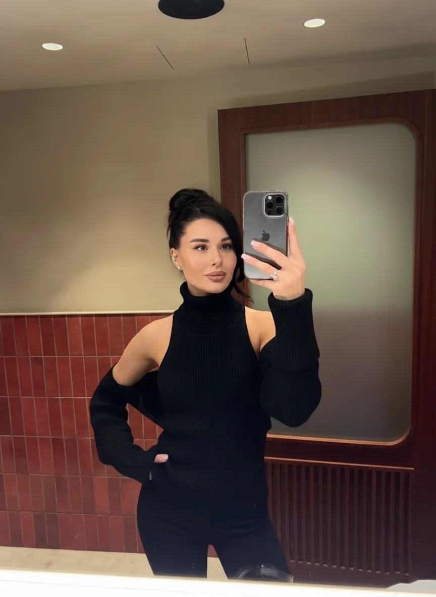 Knitted Turtleneck Backless Sweater Vest Pullover
