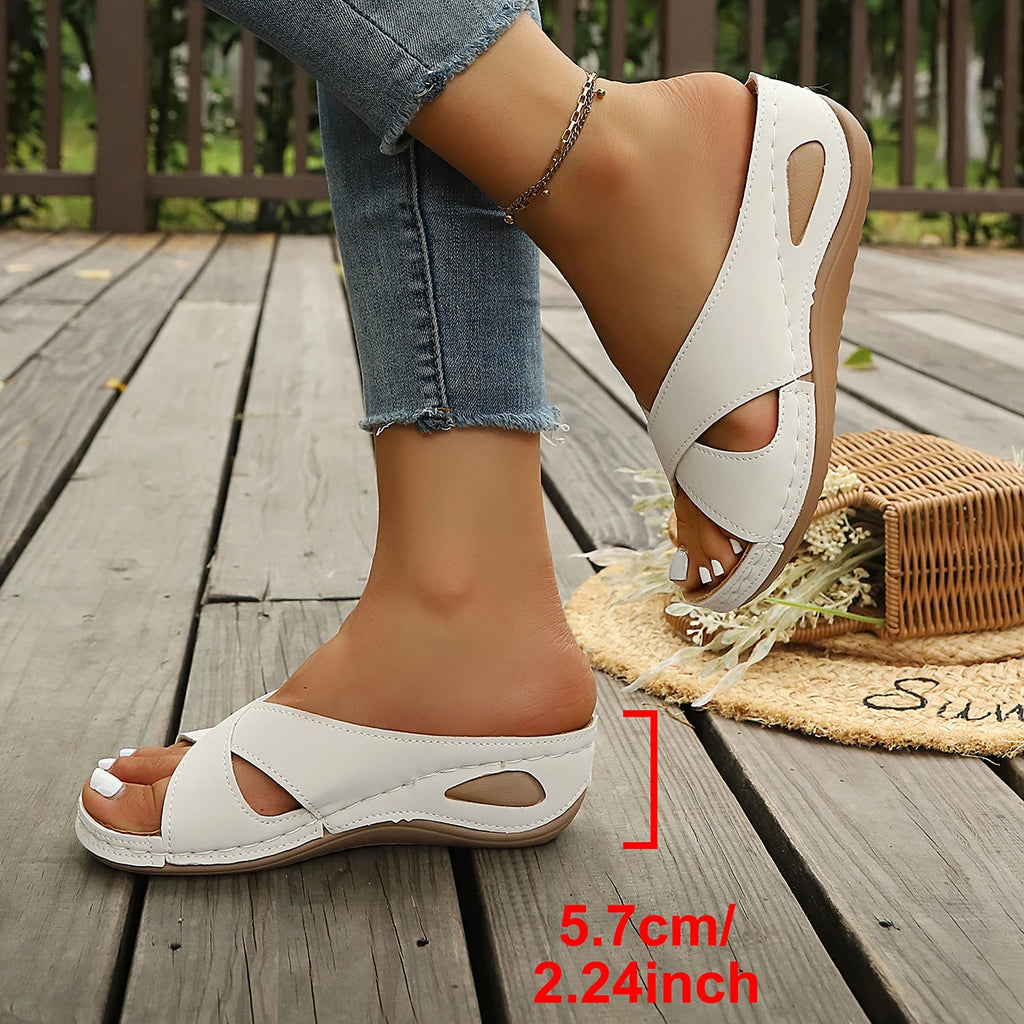 Women Wedge Slippers Vintage Anti-Slip Leather Slippers Premium Orthopedic Sandals Casual Platform Retro Shoes Flat Slides Women