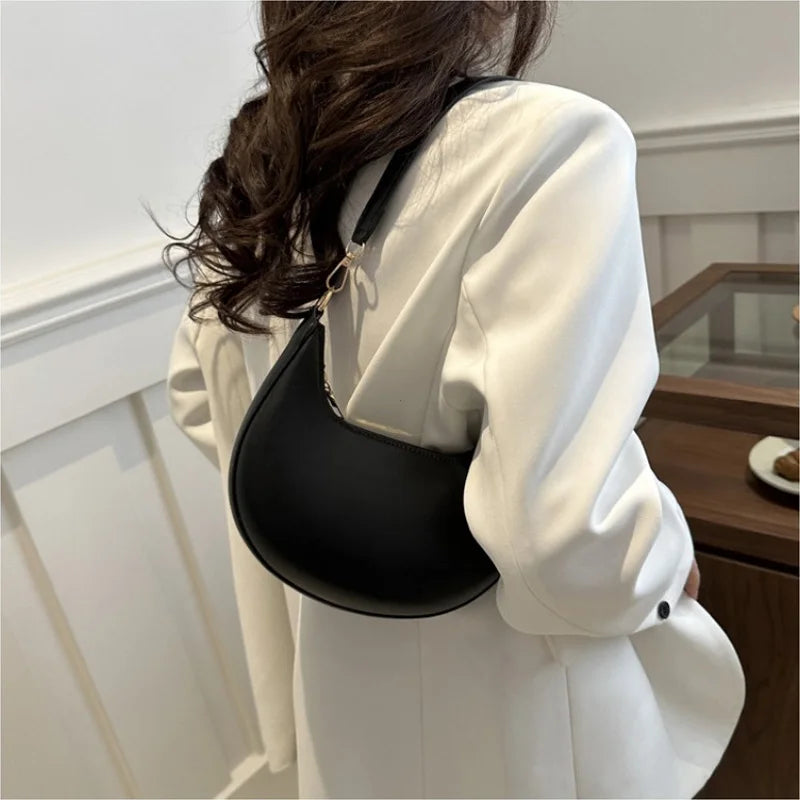 Moon-shaped Baseball Bag